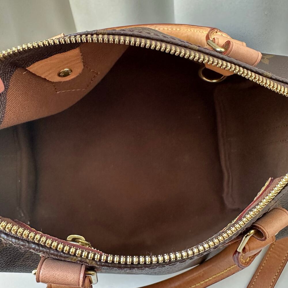 Louis Vuitton Brown Monogram Canvas Speedy with Natural Vachetta Trim - Picture 9 of 16